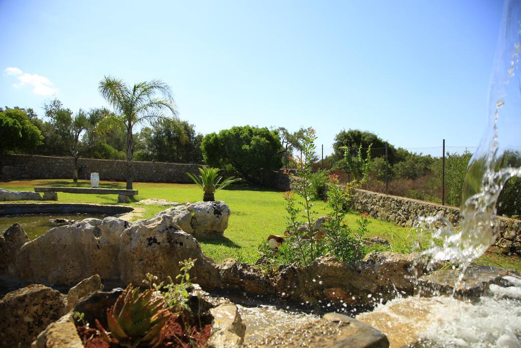 Contrada Borgin Bed & Breakfast Marina Di Pescoluse Exterior photo